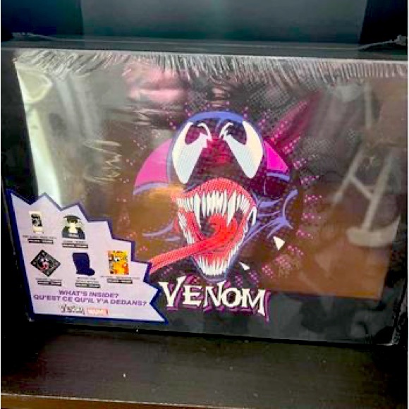 Venom box set - Picture 1 of 1